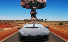 Lamborghini Reventon делает ноги от атомного взрыва